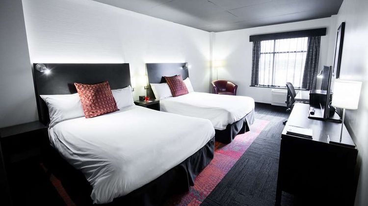 Grand Times Hotel Quebec City Airport Room