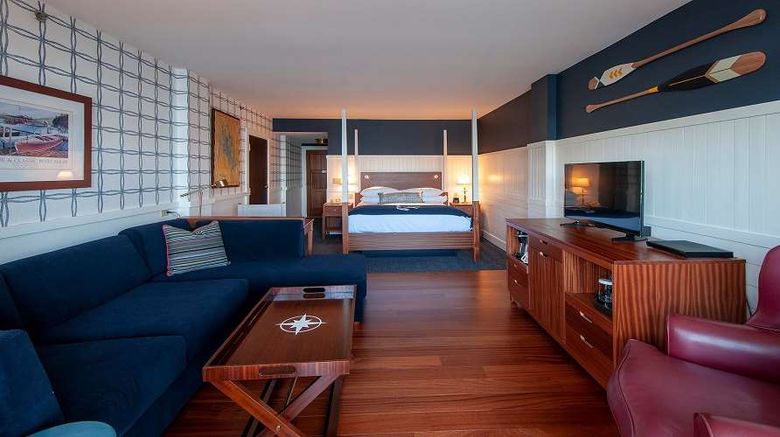 <b>The Inn at Mill Falls Room</b>. Images powered by <a href="https://iceportal.shijigroup.com/" title="IcePortal" target="_blank">IcePortal</a>.