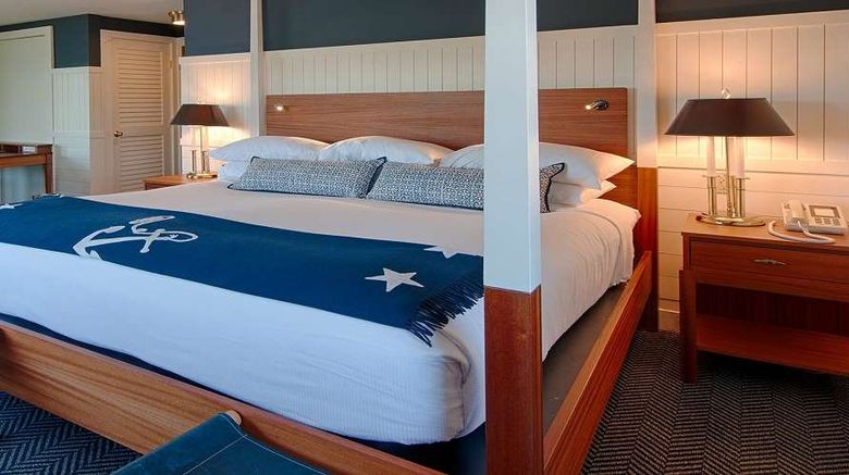 <b>The Inn at Mill Falls Suite</b>. Images powered by <a href="https://iceportal.shijigroup.com/" title="IcePortal" target="_blank">IcePortal</a>.