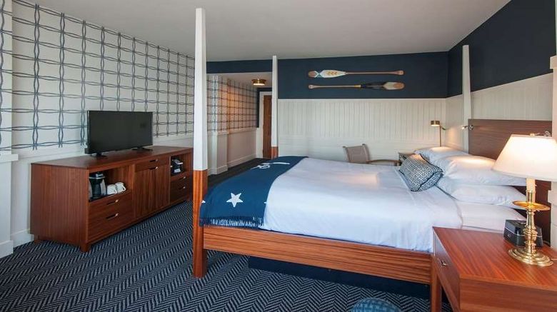 <b>The Inn at Mill Falls Room</b>. Images powered by <a href="https://iceportal.shijigroup.com/" title="IcePortal" target="_blank">IcePortal</a>.