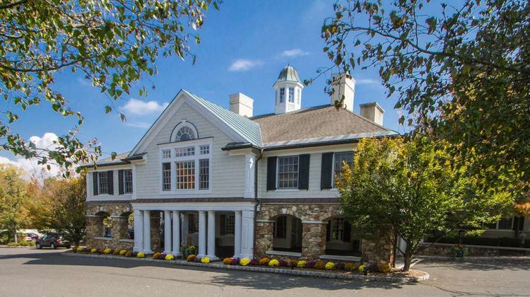 The Olde Mill Inn Exterior