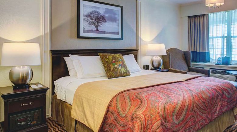 <b>The Olde Mill Inn Room</b>. Images powered by <a href="https://iceportal.shijigroup.com/" title="IcePortal" target="_blank">IcePortal</a>.