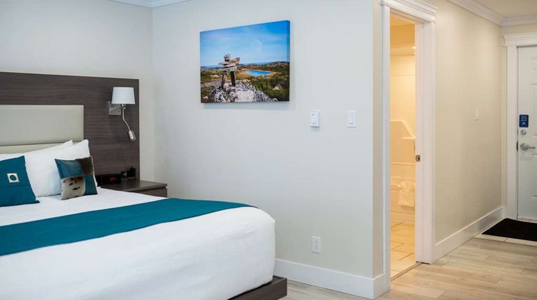 <b>Royal Inn & Suites Room</b>. Images powered by <a href="https://iceportal.shijigroup.com/" title="IcePortal" target="_blank">IcePortal</a>.
