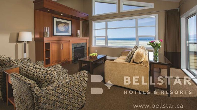 <b>The Beach Club Resort Room</b>. Images powered by <a href="https://iceportal.shijigroup.com/" title="IcePortal" target="_blank">IcePortal</a>.