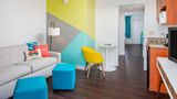 Beachside Hotel & Suites Room