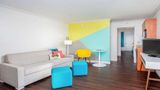 Beachside Hotel & Suites Room