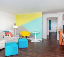Beachside Hotel & Suites Room