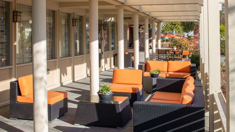 <b>Lodge at Tiburon Suite</b>. Images powered by <a href="https://iceportal.shijigroup.com/" title="IcePortal" target="_blank">IcePortal</a>.