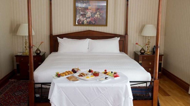 <b>The Waterside Inn Room</b>. Images powered by <a href="https://iceportal.shijigroup.com/" title="IcePortal" target="_blank">IcePortal</a>.