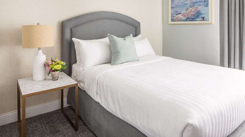 <b>The Waterside Inn Room</b>. Images powered by <a href="https://iceportal.shijigroup.com/" title="IcePortal" target="_blank">IcePortal</a>.