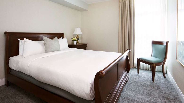 <b>The Waterside Inn Room</b>. Images powered by <a href="https://iceportal.shijigroup.com/" title="IcePortal" target="_blank">IcePortal</a>.