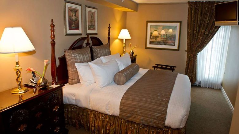 <b>The Waterside Inn Room</b>. Images powered by <a href="https://iceportal.shijigroup.com/" title="IcePortal" target="_blank">IcePortal</a>.