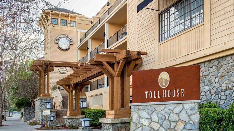 Toll House Hotel Exterior
