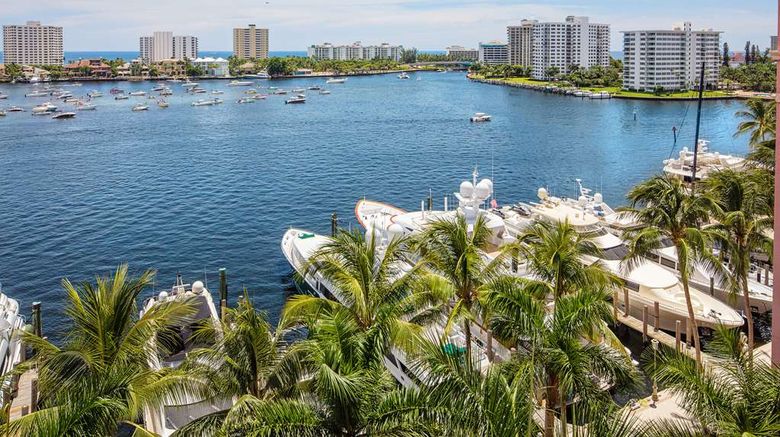<b>The Boca Raton, Yacht Club Restaurant</b>. Images powered by <a href="https://iceportal.shijigroup.com/" title="IcePortal" target="_blank">IcePortal</a>.