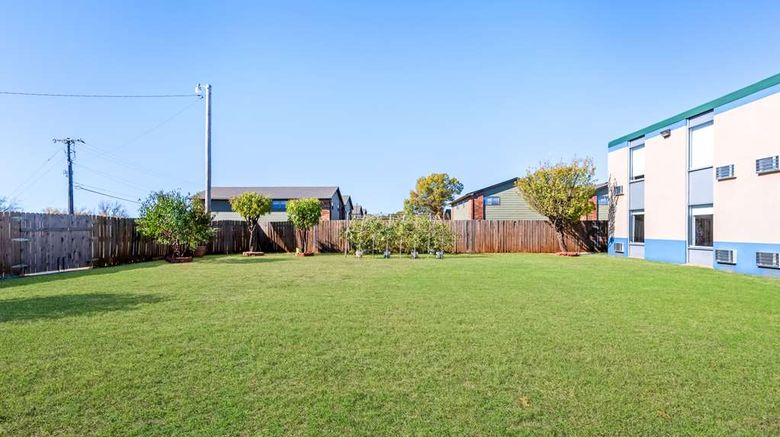 <b>SureStay Hotel by Best Western Duncan Other</b>. Images powered by <a href="https://iceportal.shijigroup.com/" title="IcePortal" target="_blank">IcePortal</a>.