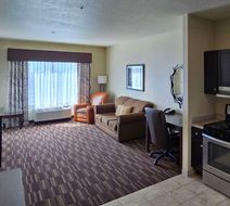 Comfort Inn & Suites Room