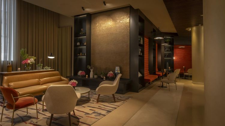 The Morrison Dublin, Curio by Hilton Lobby