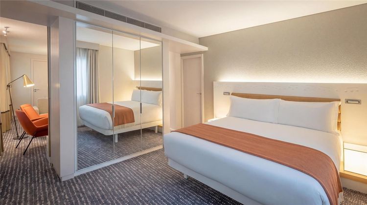 The Morrison Dublin, Curio by Hilton Room