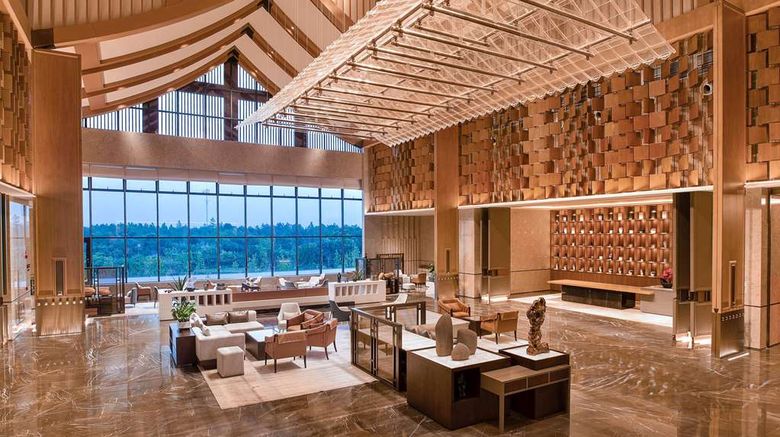 <b>Wyndham Grand Plaza Royale Xiangai Lobby</b>. Images powered by <a href="https://iceportal.shijigroup.com/" title="IcePortal" target="_blank">IcePortal</a>.