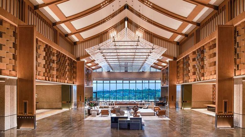 <b>Wyndham Grand Plaza Royale Xiangai Lobby</b>. Images powered by <a href="https://iceportal.shijigroup.com/" title="IcePortal" target="_blank">IcePortal</a>.