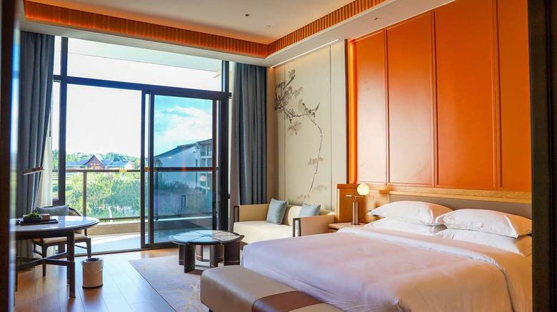 <b>Wyndham Grand Plaza Royale Xiangai Room</b>. Images powered by <a href="https://iceportal.shijigroup.com/" title="IcePortal" target="_blank">IcePortal</a>.