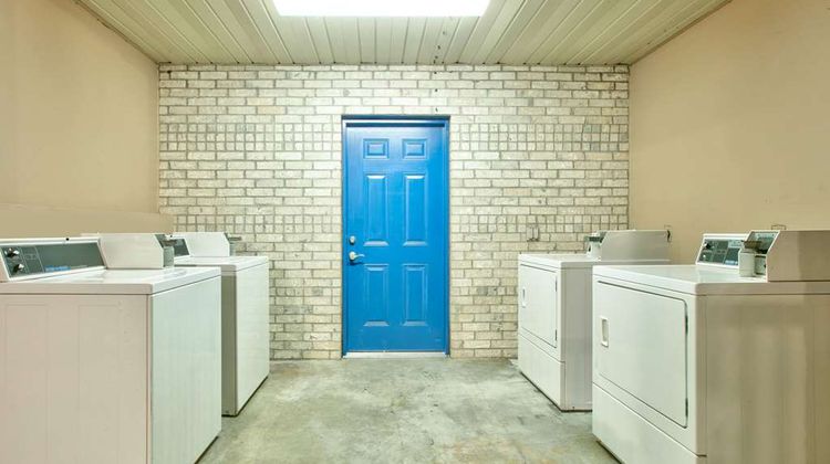 Super 8 by Wyndham Victoria TX Other