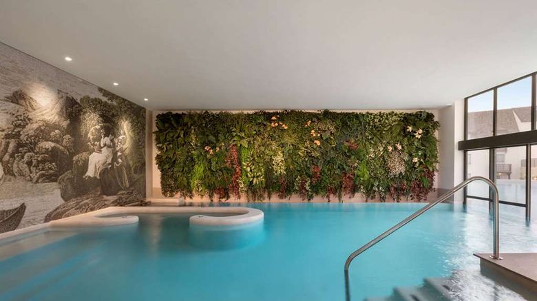 <b>Dolce by Wyndham Versailles Pool</b>. Images powered by <a href="https://iceportal.shijigroup.com/" title="IcePortal" target="_blank">IcePortal</a>.