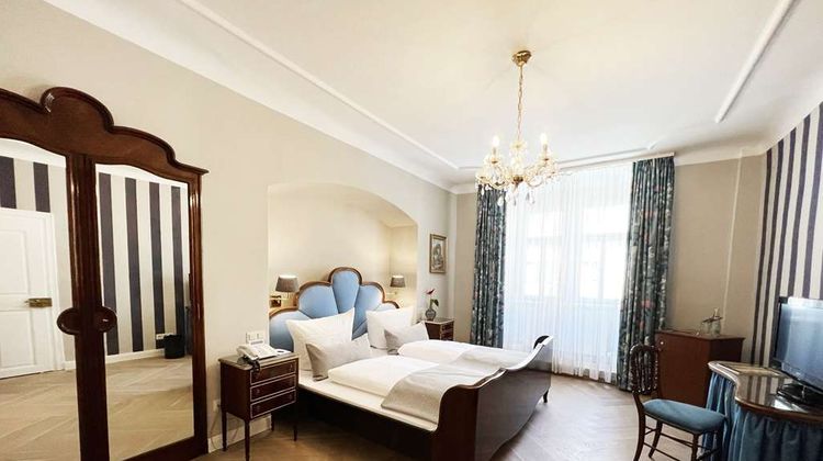 Hotel Eisenhut Room