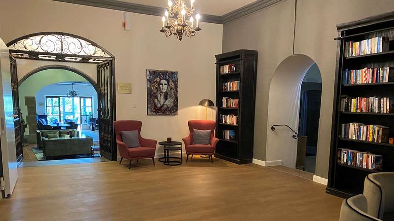 <b>Hotel Eisenhut Recreation</b>. Images powered by <a href="https://iceportal.shijigroup.com/" title="IcePortal" target="_blank">IcePortal</a>.
