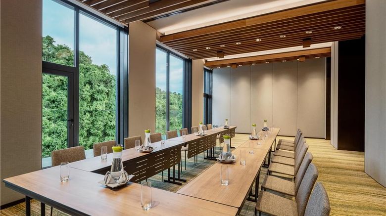 <b>Hyatt Centric Kota Kinabalu Meeting</b>. Images powered by <a href="https://iceportal.shijigroup.com/" title="IcePortal" target="_blank">IcePortal</a>.