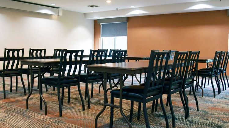 Comfort Inn & Suites NW Milwaukee Meeting