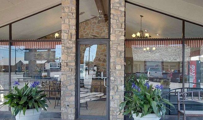 Days Inn by Wyndham Gatesville Exterior