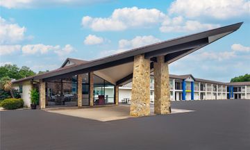 Days Inn by Wyndham Gatesville