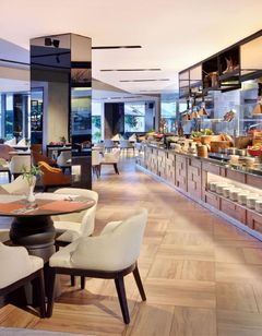 Grand Mercure Bali Seminyak