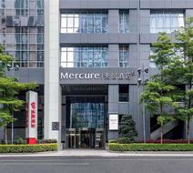 Mercure Guangzhou Tianhe Sports Center Exterior
