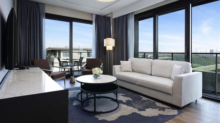 Moevenpick Living Istanbul Camlivadi Room