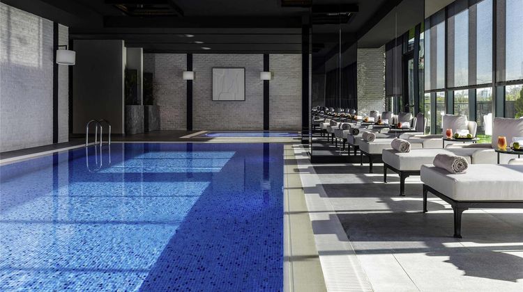 Moevenpick Living Istanbul Camlivadi Pool