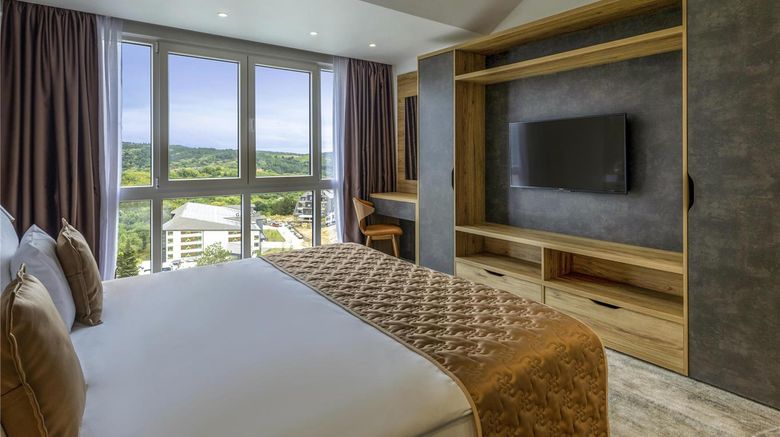 <b>Moevenpick Resort and Spa Fruske Terme Suite</b>. Images powered by <a href="https://iceportal.shijigroup.com/" title="IcePortal" target="_blank">IcePortal</a>.