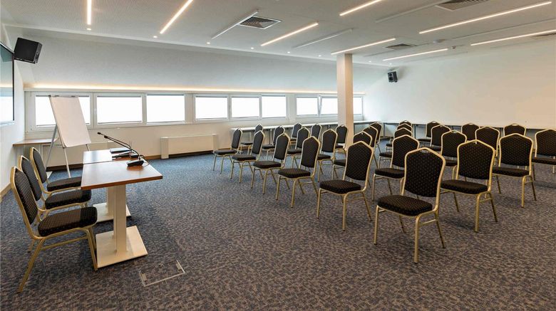 <b>Moevenpick Resort and Spa Fruske Terme Meeting</b>. Images powered by <a href="https://iceportal.shijigroup.com/" title="IcePortal" target="_blank">IcePortal</a>.