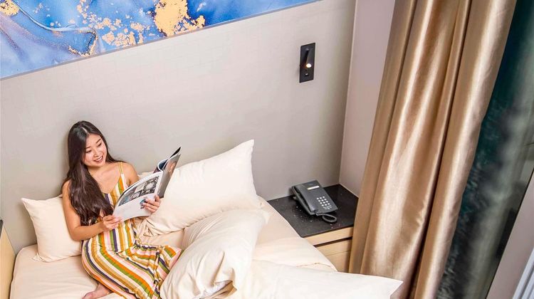Ibis Styles Singapore Albert Hotel Room