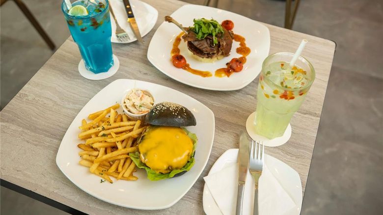 <b>Ibis Styles Singapore Albert Hotel Restaurant</b>. Images powered by <a href="https://iceportal.shijigroup.com/" title="IcePortal" target="_blank">IcePortal</a>.