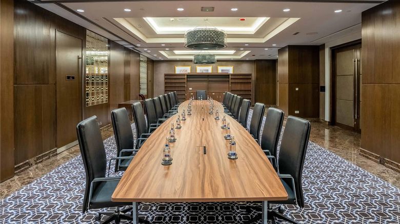 <b>Rixos Marina Abu Dhabi Meeting</b>. Images powered by <a href="https://iceportal.shijigroup.com/" title="IcePortal" target="_blank">IcePortal</a>.