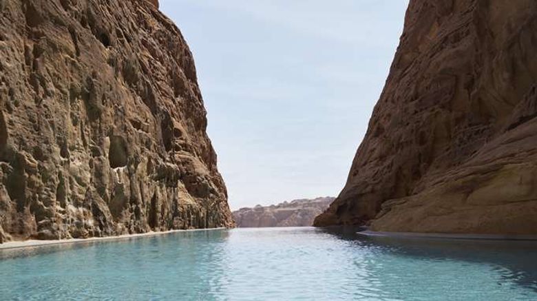 <b>Banyan Tree AlUla Pool</b>. Images powered by <a href="https://iceportal.shijigroup.com/" title="IcePortal" target="_blank">IcePortal</a>.