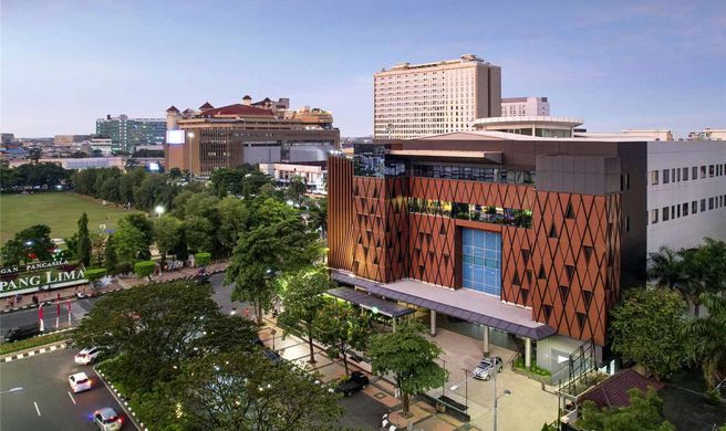 ibis Styles Semarang Simpang Exterior
