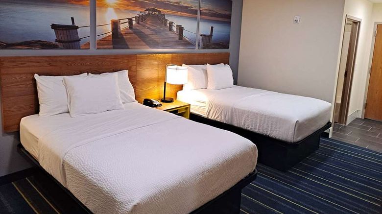 <b>Days Inn by Wyndham Grayson Room</b>. Images powered by <a href="https://iceportal.shijigroup.com/" title="IcePortal" target="_blank">IcePortal</a>.