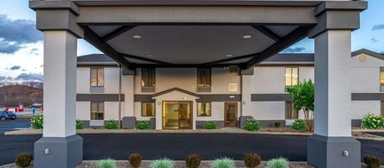 Days Inn by Wyndham Grayson Exterior