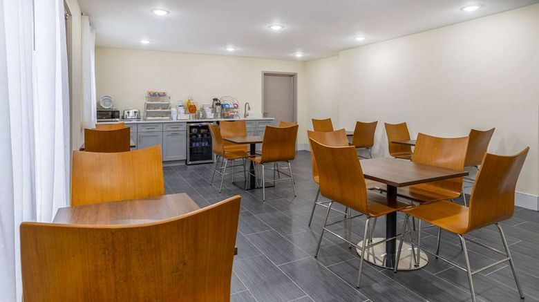 <b>Days Inn by Wyndham Grayson Other</b>. Images powered by <a href="https://iceportal.shijigroup.com/" title="IcePortal" target="_blank">IcePortal</a>.