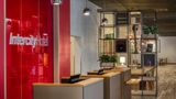 <b>IntercityHotel Berlin Airport BER T 1+2 Lobby</b>. Images powered by <a href="https://iceportal.shijigroup.com/" title="IcePortal" target="_blank">IcePortal</a>.