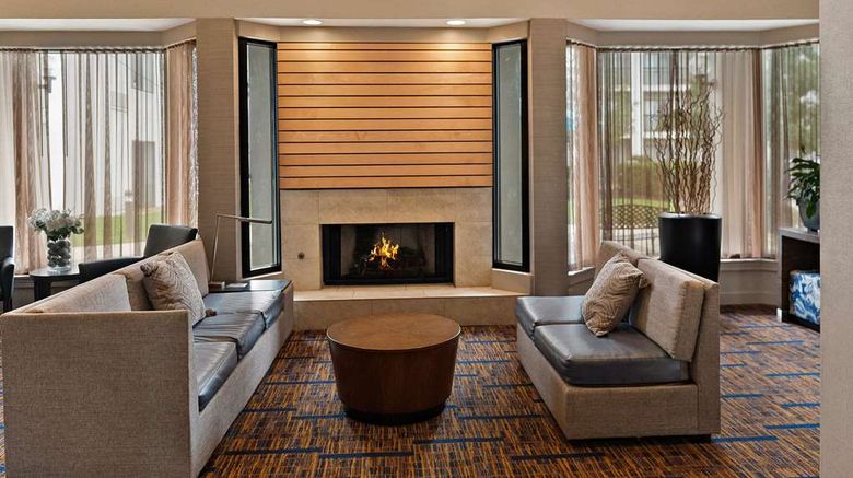 <b>Best Western Spartanburg Northwest Lobby</b>. Images powered by <a href="https://iceportal.shijigroup.com/" title="IcePortal" target="_blank">IcePortal</a>.