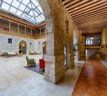 Hotel Convento Las Claras Lobby